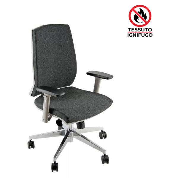 Poltrona Operativa XL uso 24h portata 150kg Larissa Syncro nera in tessuto ignifugo con braccioli regolabili 3D - LR1SXL/IN - D03648